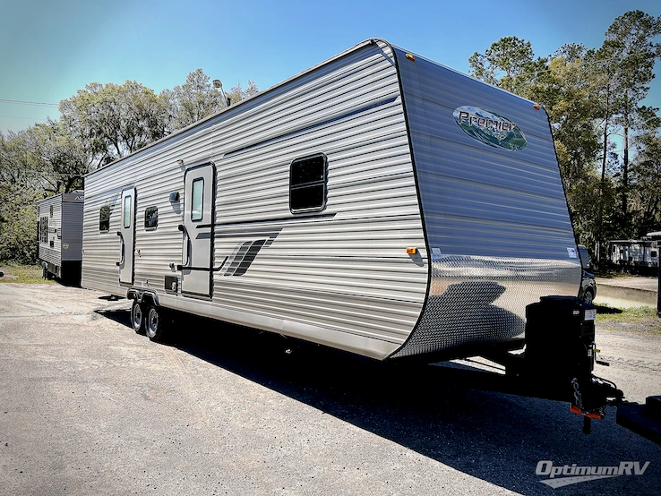 2025 HL Enterprise Hy-Line 38 Premier RV Photo 1