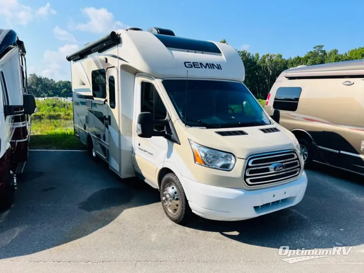 2017 Thor Gemini 23TB RV Photo 1