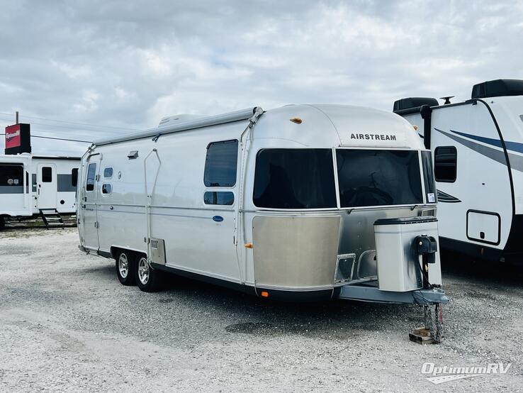 2007 Airstream Classic Limited 27FB RV Photo 1