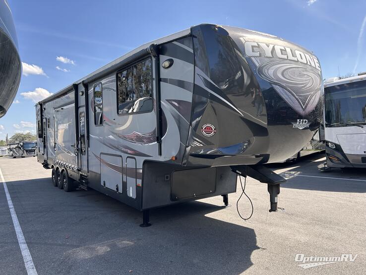 2016 Heartland Cyclone 4200 RV Photo 1