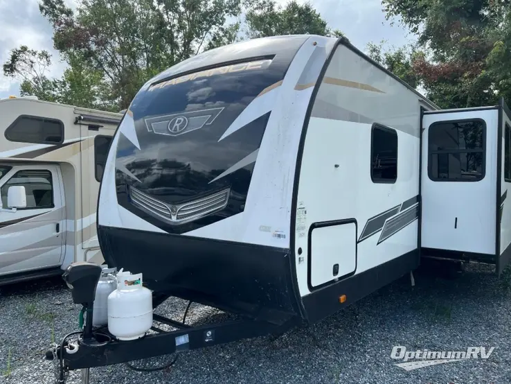 2021 Cruiser Radiance Ultra Lite 30DS RV Photo 1