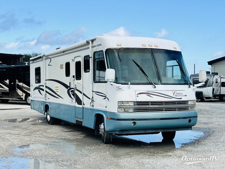 2000 Georgie Boy Cruise Master 3501 RV Photo 1