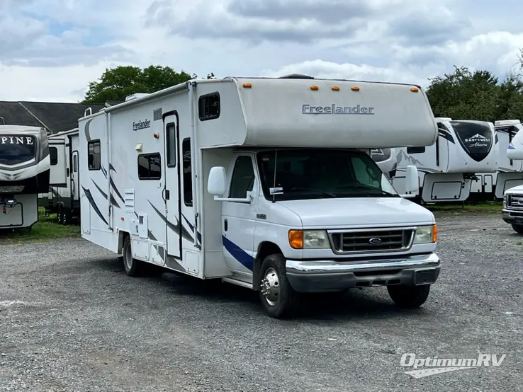 2007 Coachmen Freelander 3150SS RV Photo 1