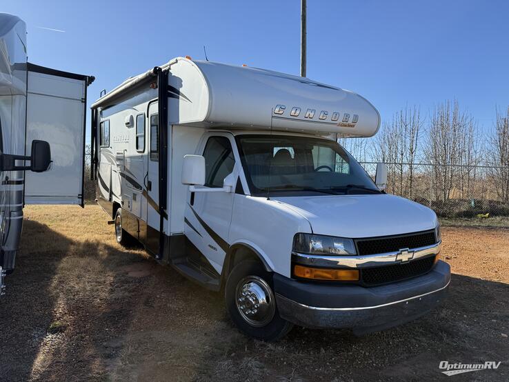 2013 Coachmen Concord 225LE Ford RV Photo 1