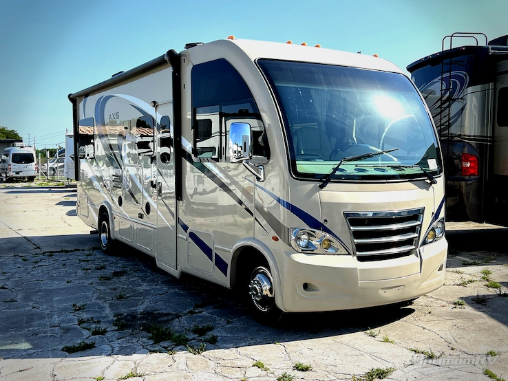 2017 Thor Axis 25.2 RV Photo 1