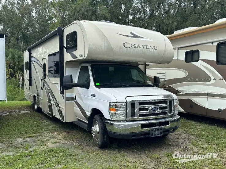 2019 Thor Chateau 31W RV Photo 1