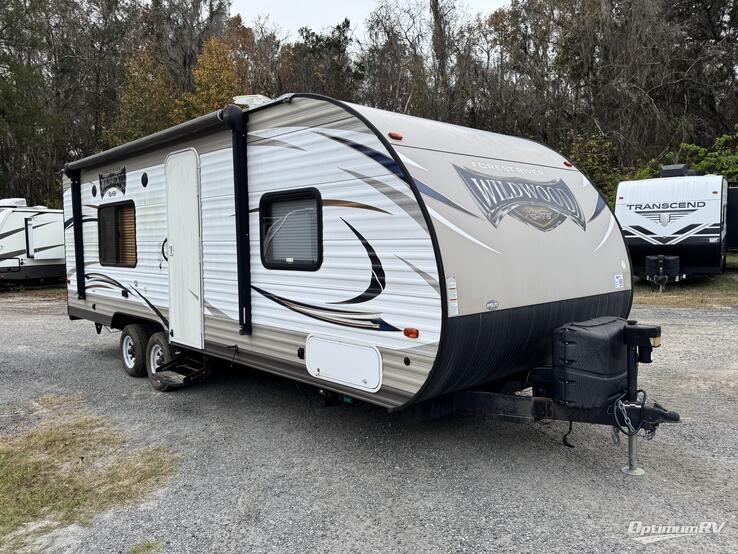 2018 Forest River Wildwood X-Lite 241QBXL RV Photo 1