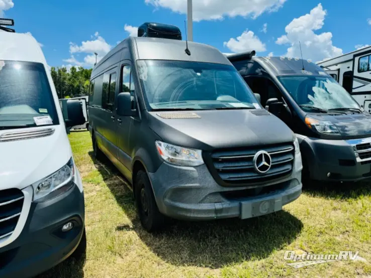 2019 Mercedes Benz Sprinter RV Photo 1