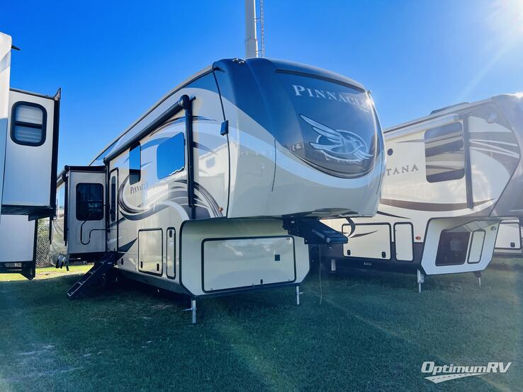 2018 Jayco Pinnacle 36KPTS RV Photo 1