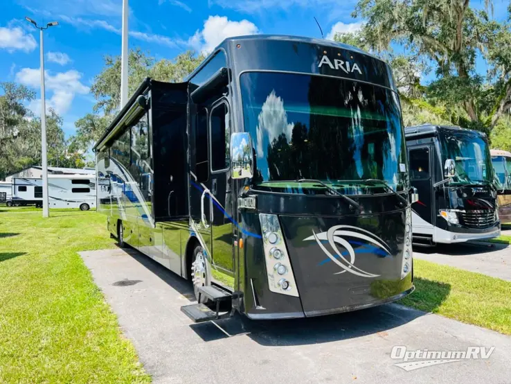 2018 Thor Aria 4000 RV Photo 1