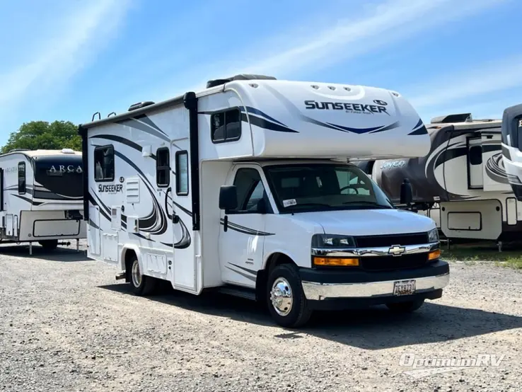 2020 Forest River Sunseeker LE 2350SLE Ford RV Photo 1