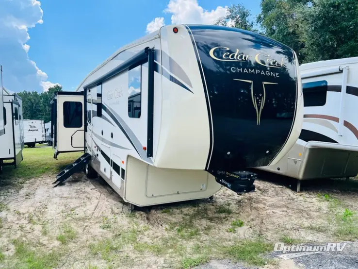 2018 Forest River Cedar Creek CHAMPAGNE 38EL RV Photo 1