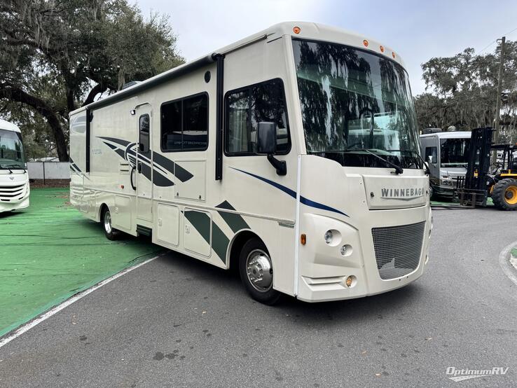 2017 Winnebago Vista 31BE RV Photo 1