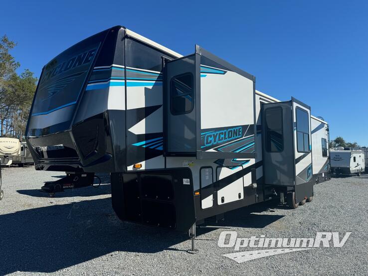 2024 Heartland Cyclone 4006 RV Photo 1