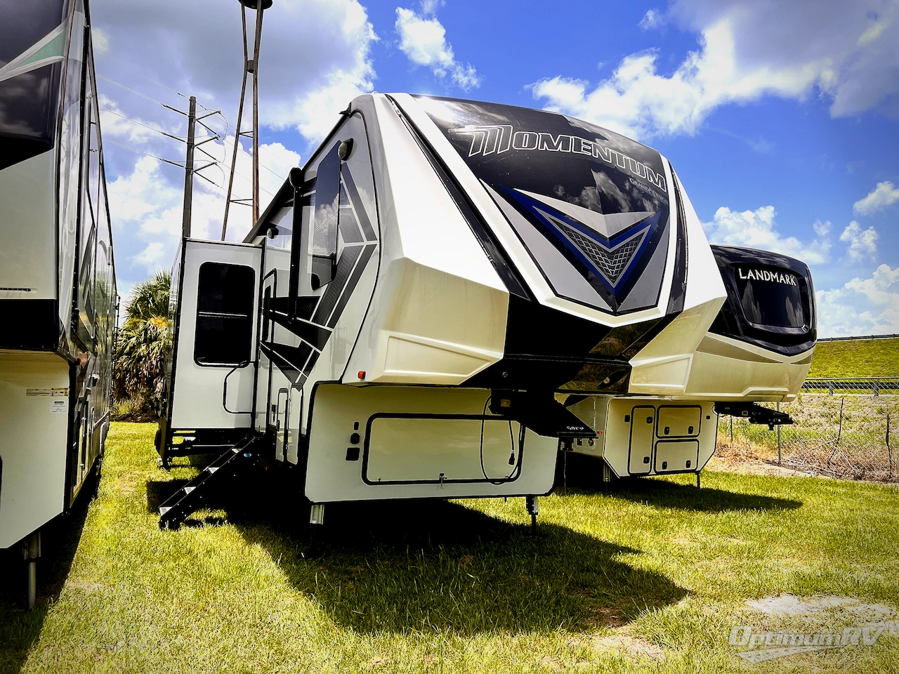 2019 Grand Design Momentum M-Class 349M Photo 1