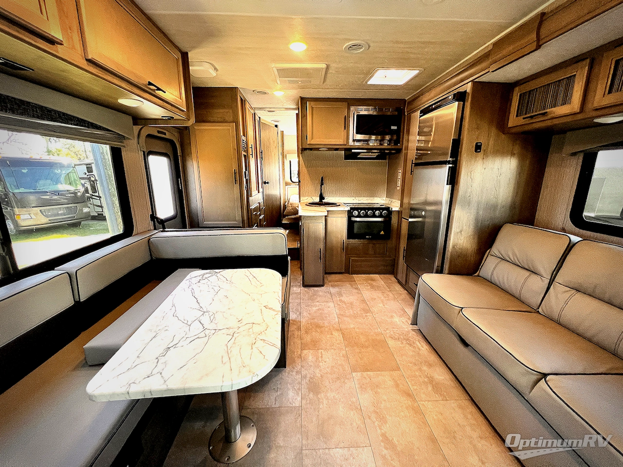 2022 Coachmen Freelander 26DS Ford 450 Photo 5