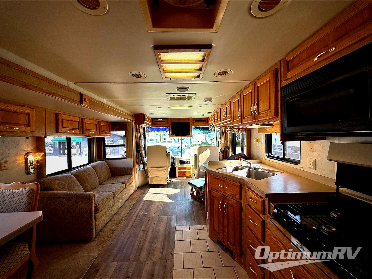 2002 Holiday Rambler Endeavor 38PBDD Photo 5