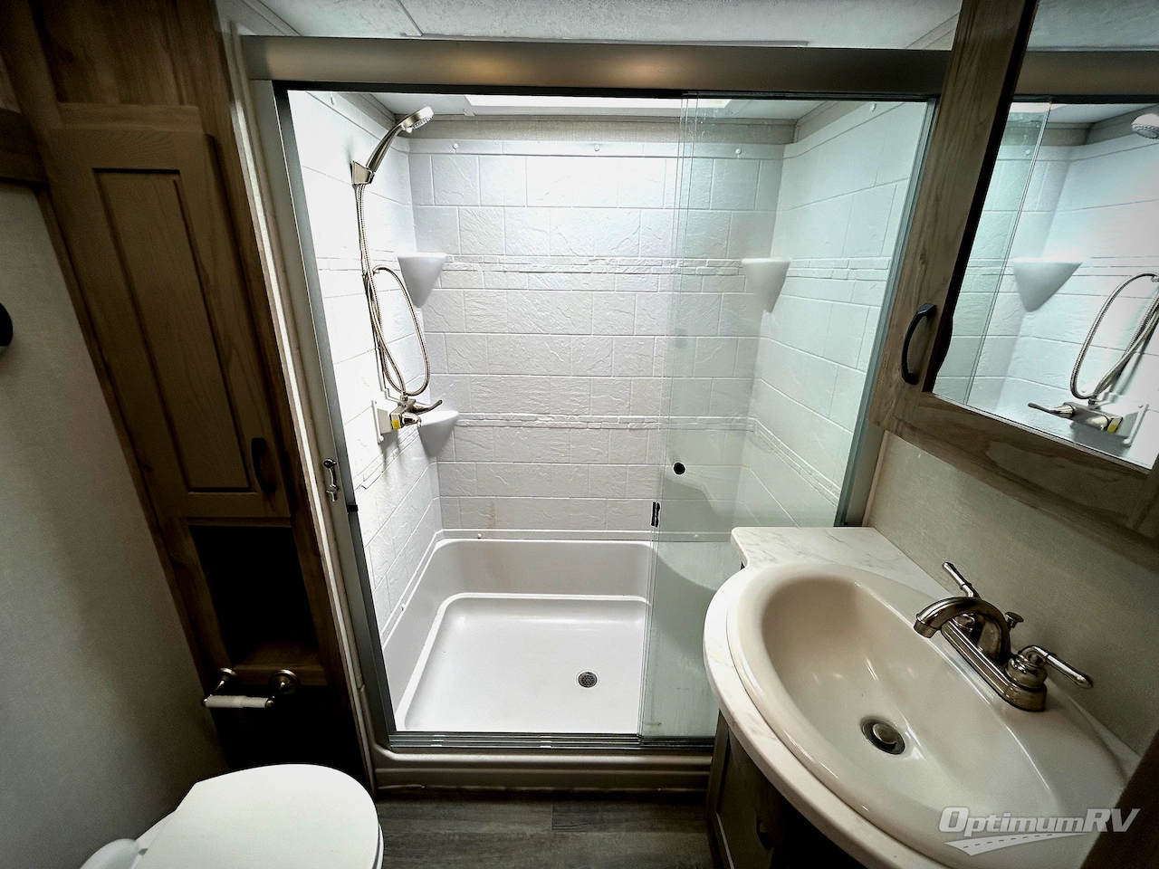 2024 Coachmen Chaparral 393MBX Photo 13