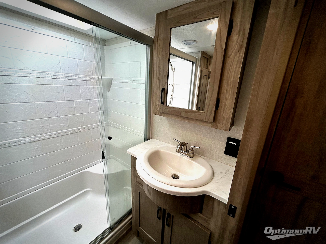 2024 Coachmen Chaparral 393MBX Photo 14