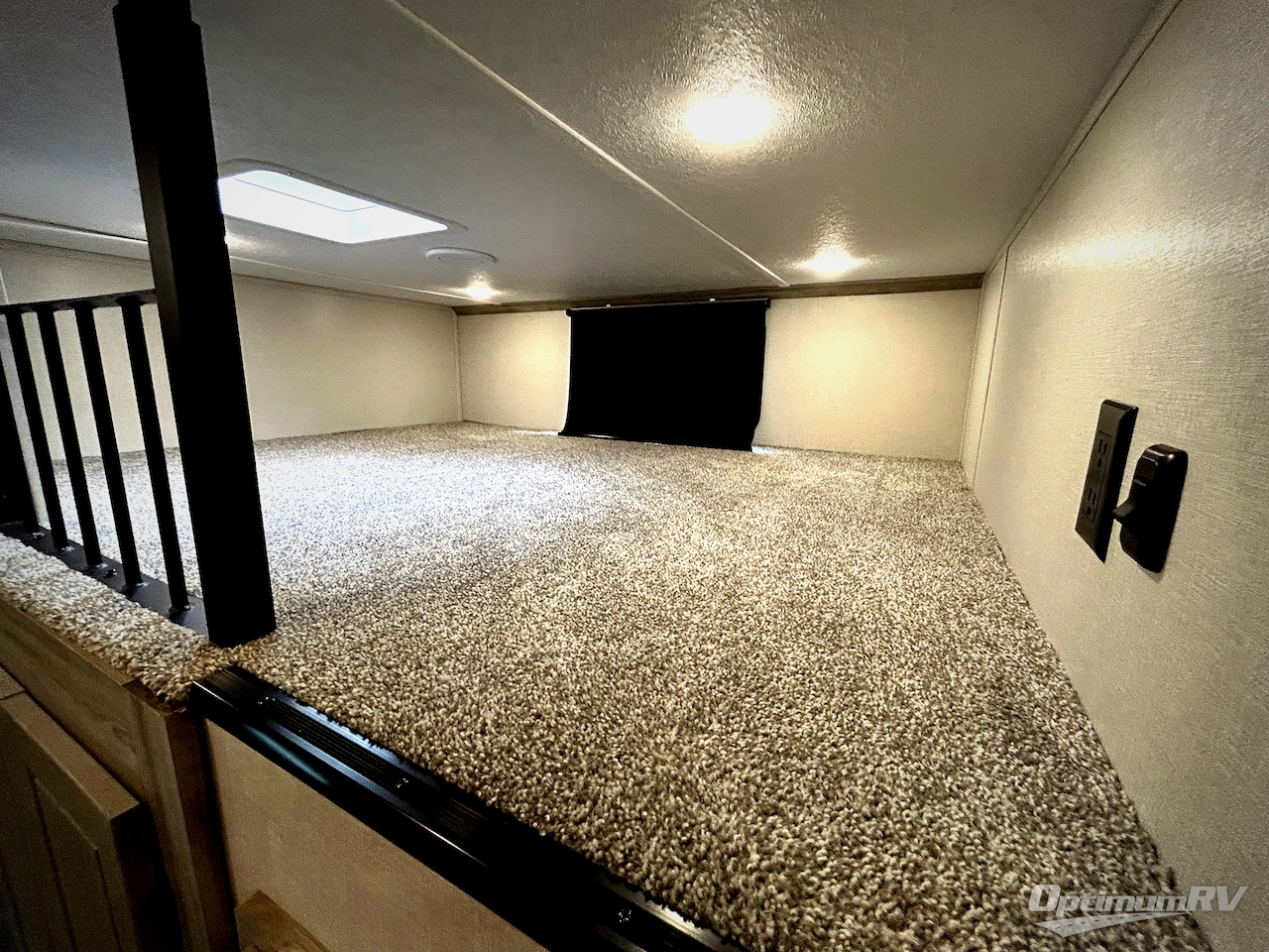 2024 Coachmen Chaparral 393MBX Photo 16