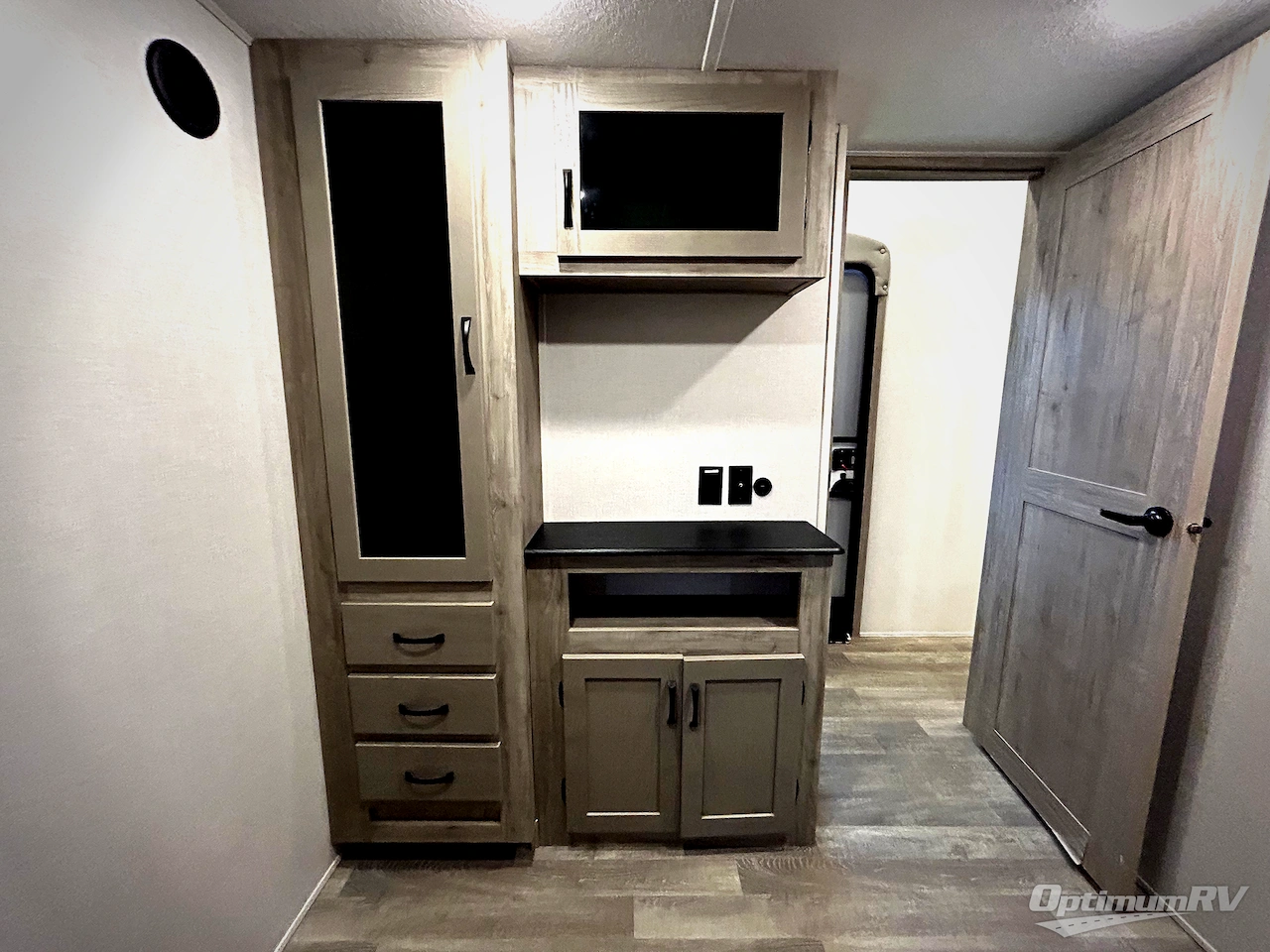 2024 Coachmen Chaparral 393MBX Photo 19