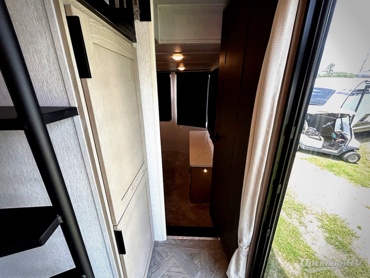 2024 Forest River Salem Grand Villa 42VIEW Photo 7