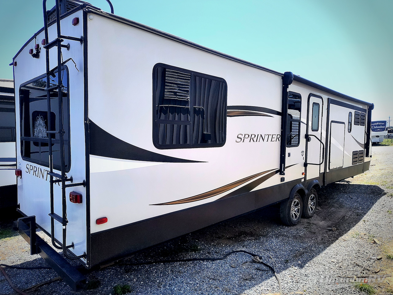 2021 Keystone Sprinter Limited 333FKS Photo 3