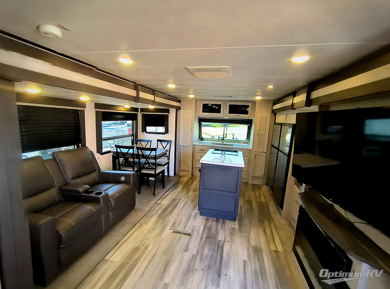2021 Keystone Sprinter Limited 333FKS Photo 6