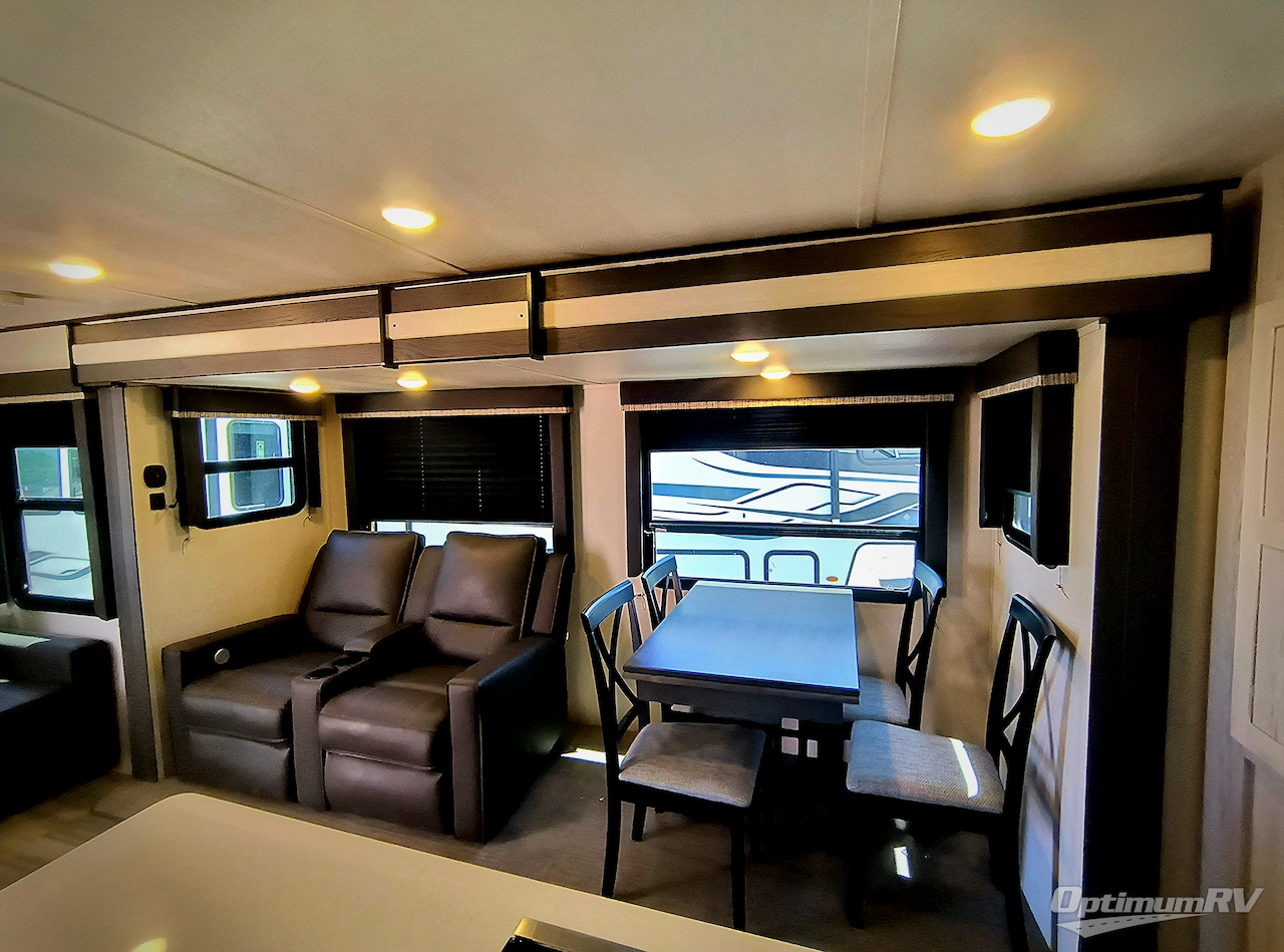 2021 Keystone Sprinter Limited 333FKS Photo 9