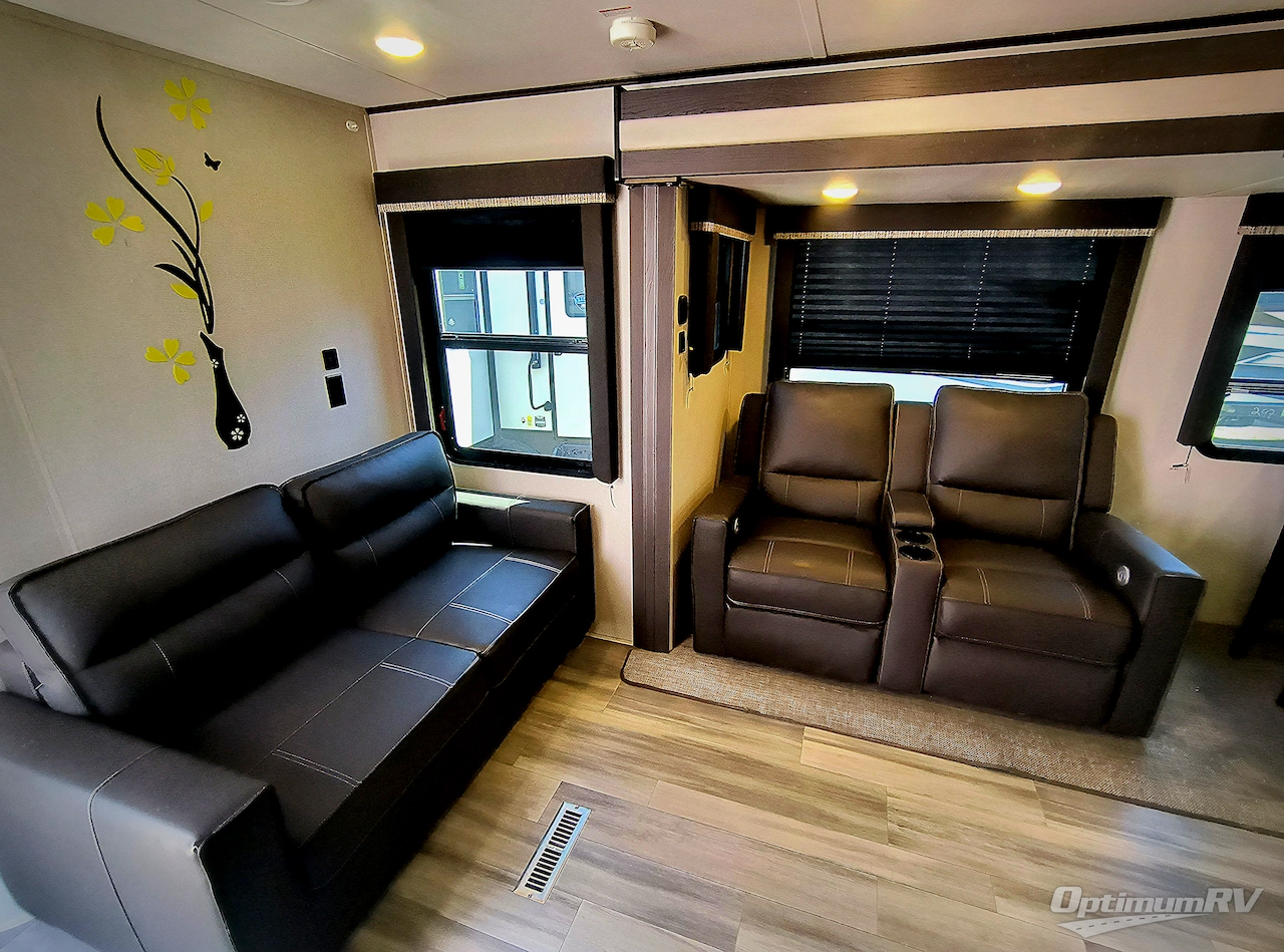 2021 Keystone Sprinter Limited 333FKS Photo 13