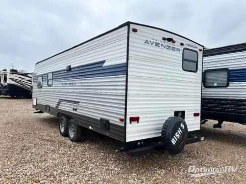 2022 Prime Time Avenger 26BK RV Photo 2