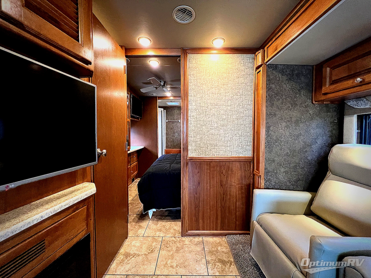 2015 Tiffin Allegro 36 LA Photo 17