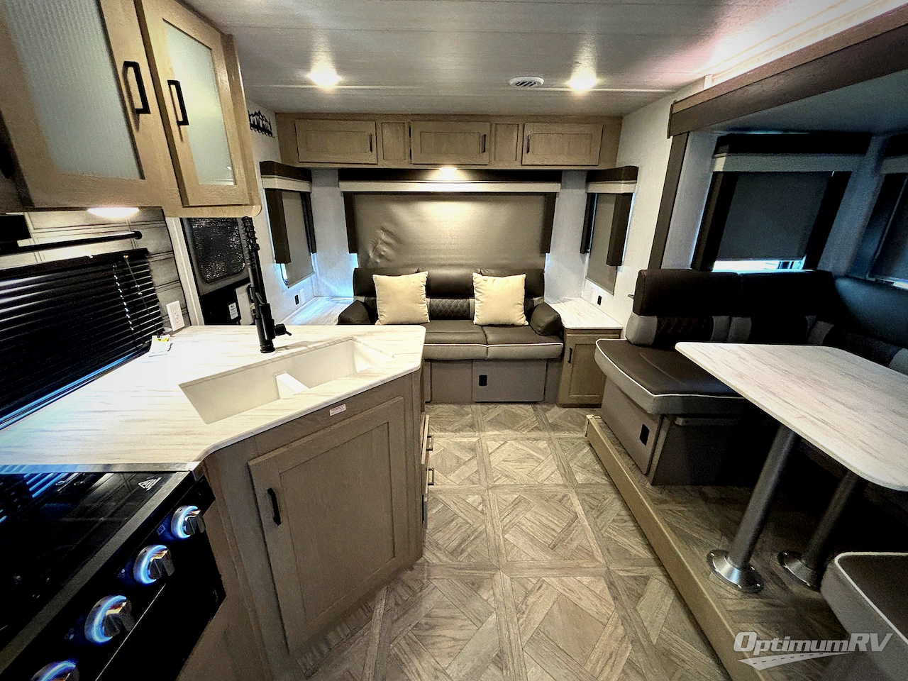2024 Forest River Salem 24RLXL Photo 4