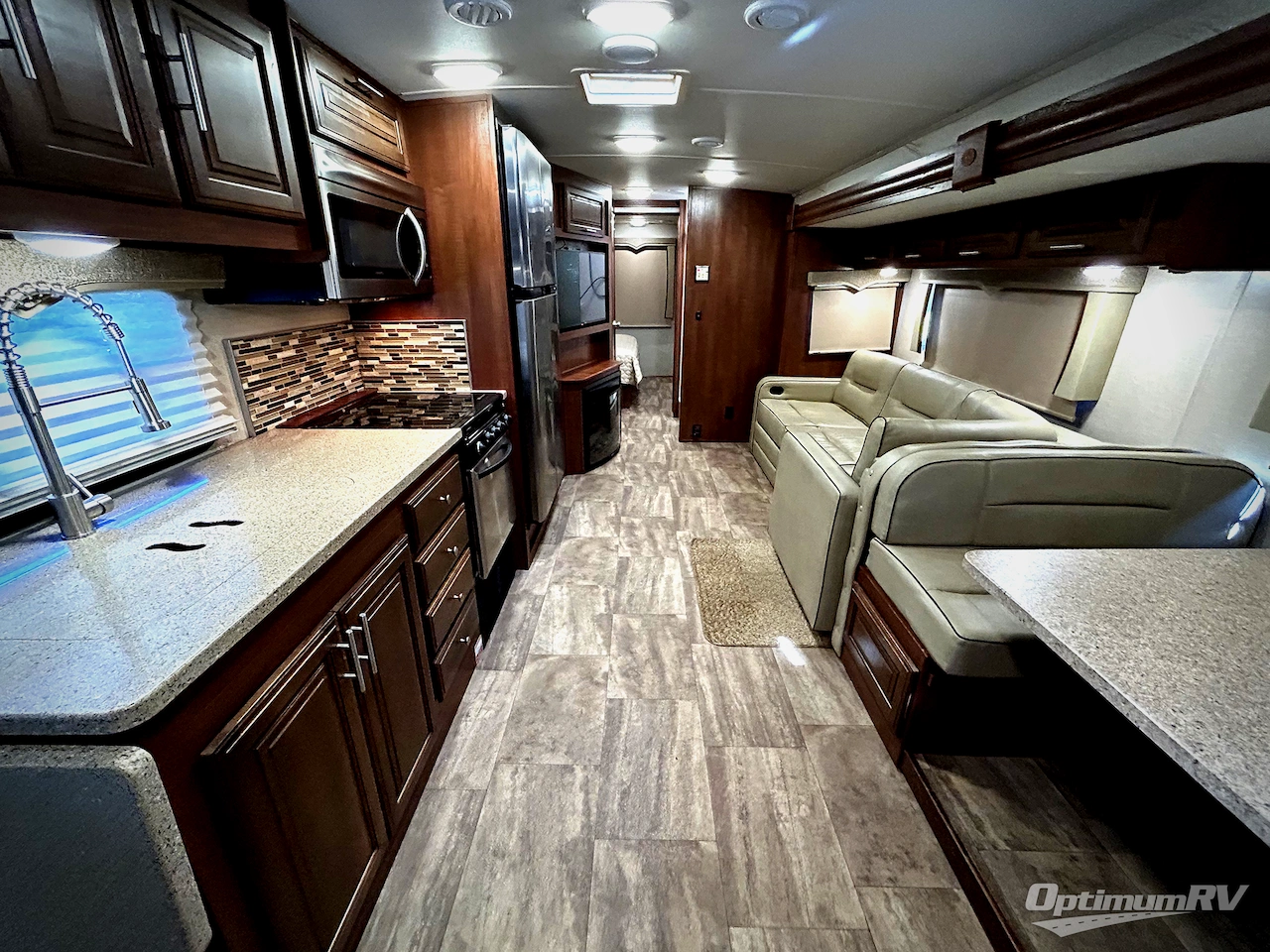 2018 Forest River Georgetown 5 Series 31L5 Photo 4