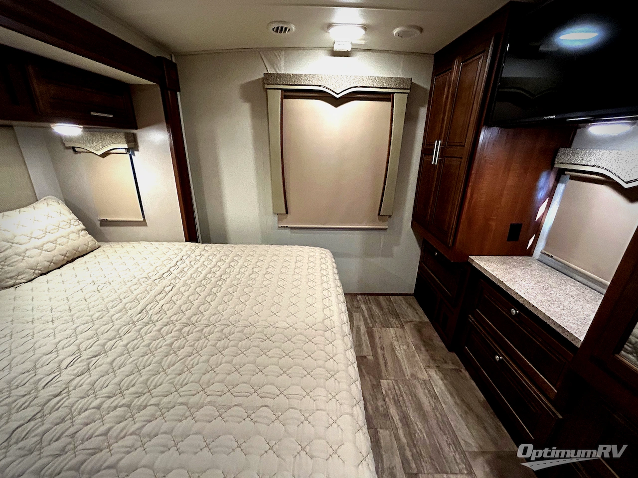 2018 Forest River Georgetown 5 Series 31L5 Photo 17
