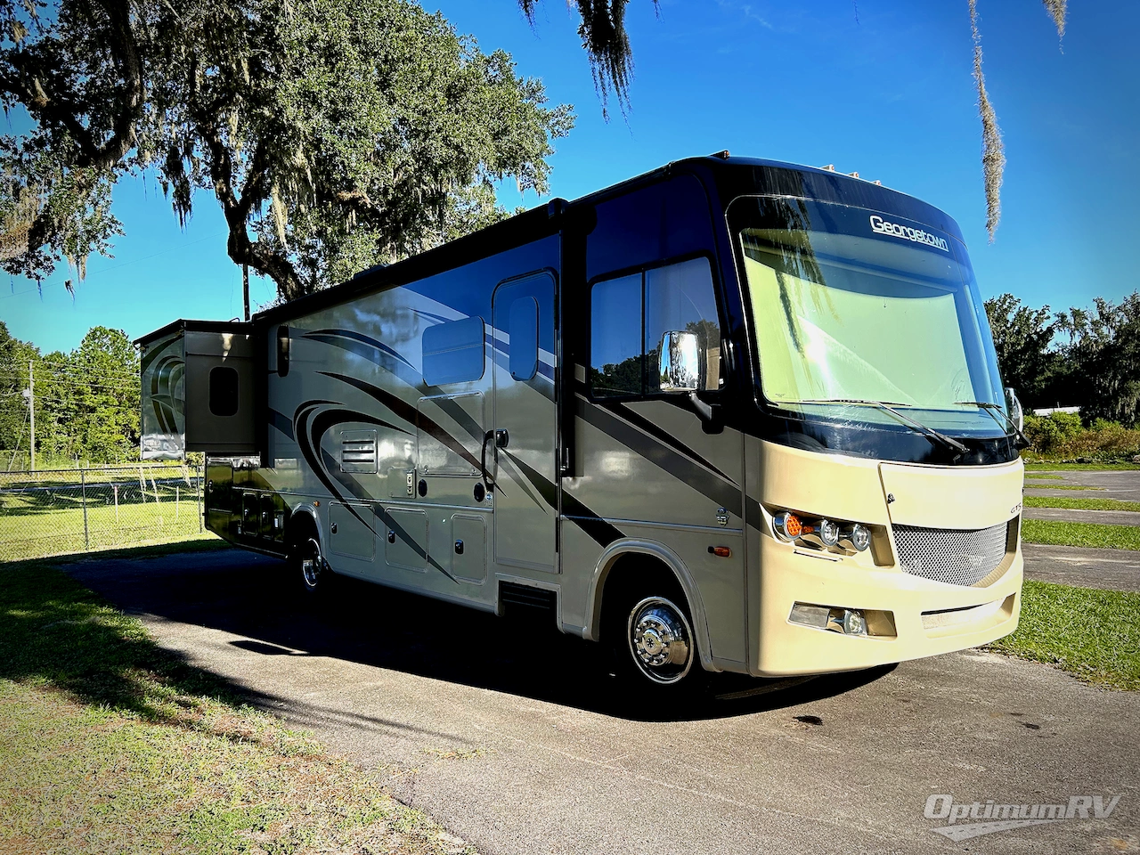 2018 Forest River Georgetown 5 Series 31L5 Photo 1