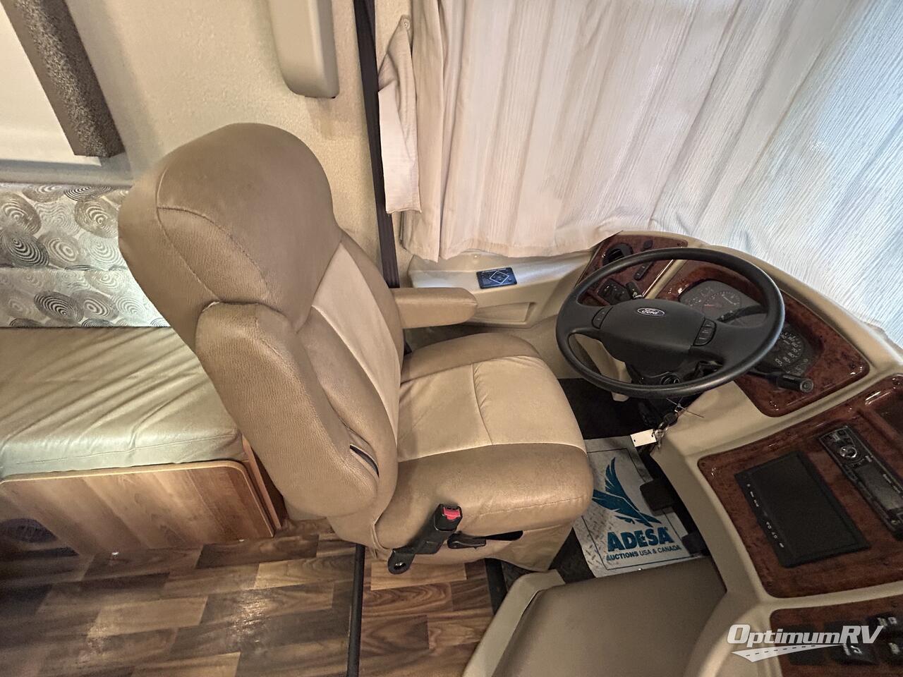 2017 Coachmen Pursuit 27 KB Photo 4