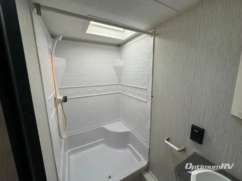 2022 Palomino Puma XLE Lite 23BHC RV Photo 4