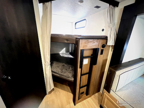 2025 Forest River Cherokee Grey Wolf 26DBH RV Photo 4