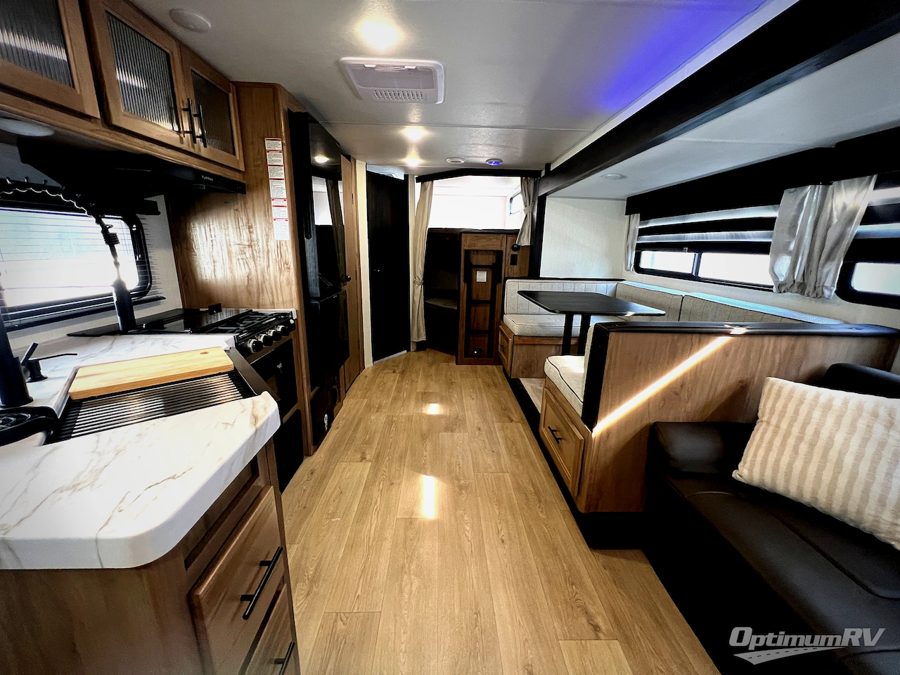 2025 Forest River Cherokee Grey Wolf 26DBH Photo 4