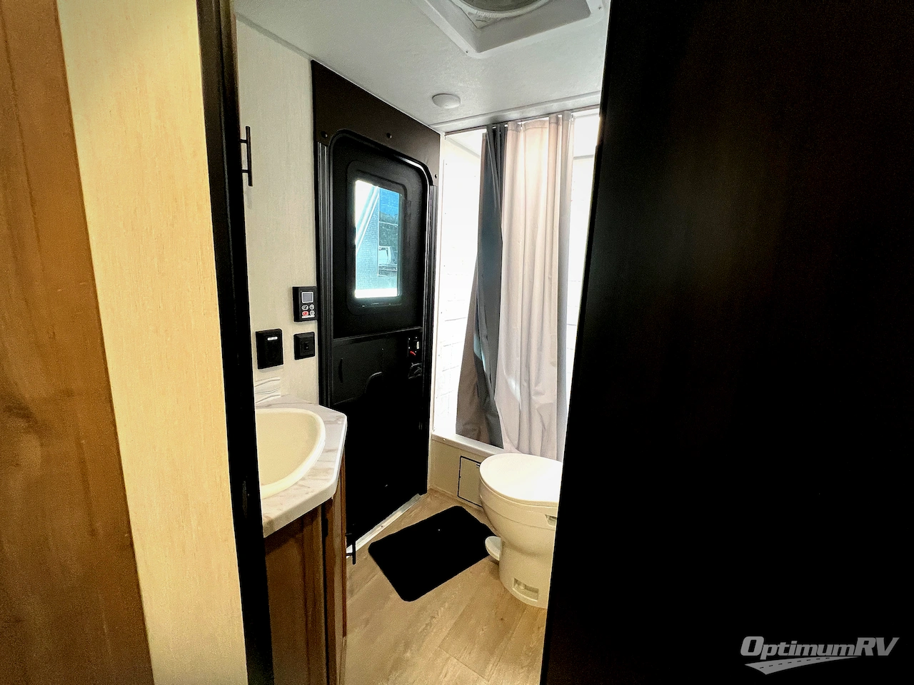 2025 Forest River Cherokee Grey Wolf 26DBH Photo 17