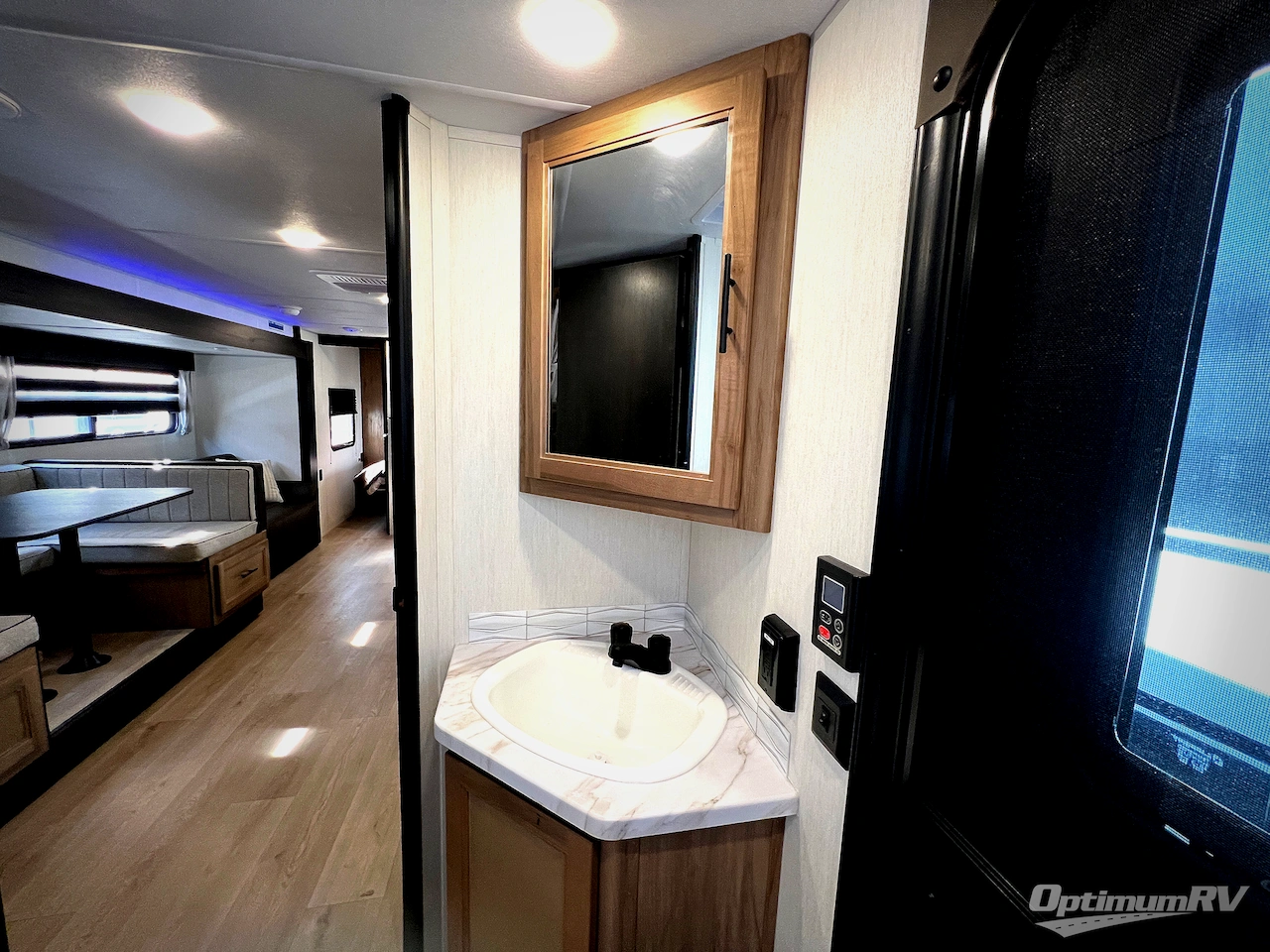 2025 Forest River Cherokee Grey Wolf 26DBH Photo 18