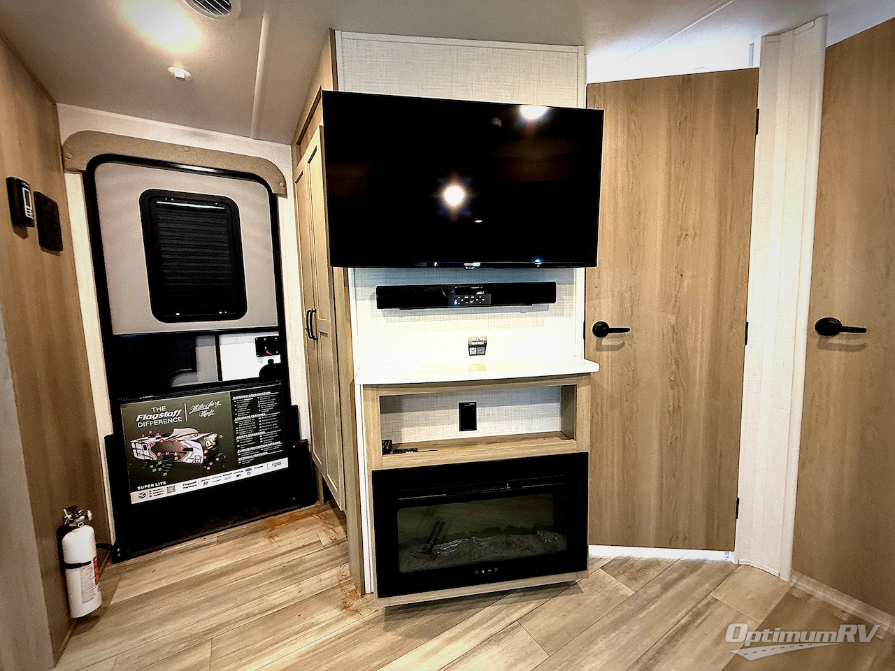 2024 Forest River Flagstaff Super Lite 26FKBS Photo 14