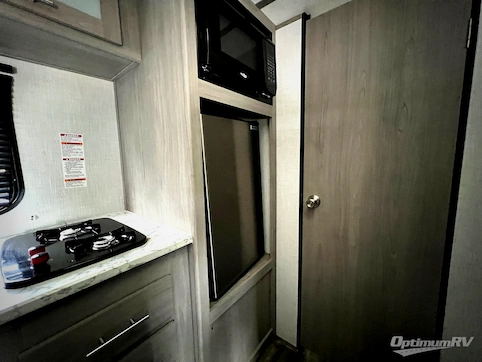 2023 Dutchmen Coleman 17B RV Photo 3