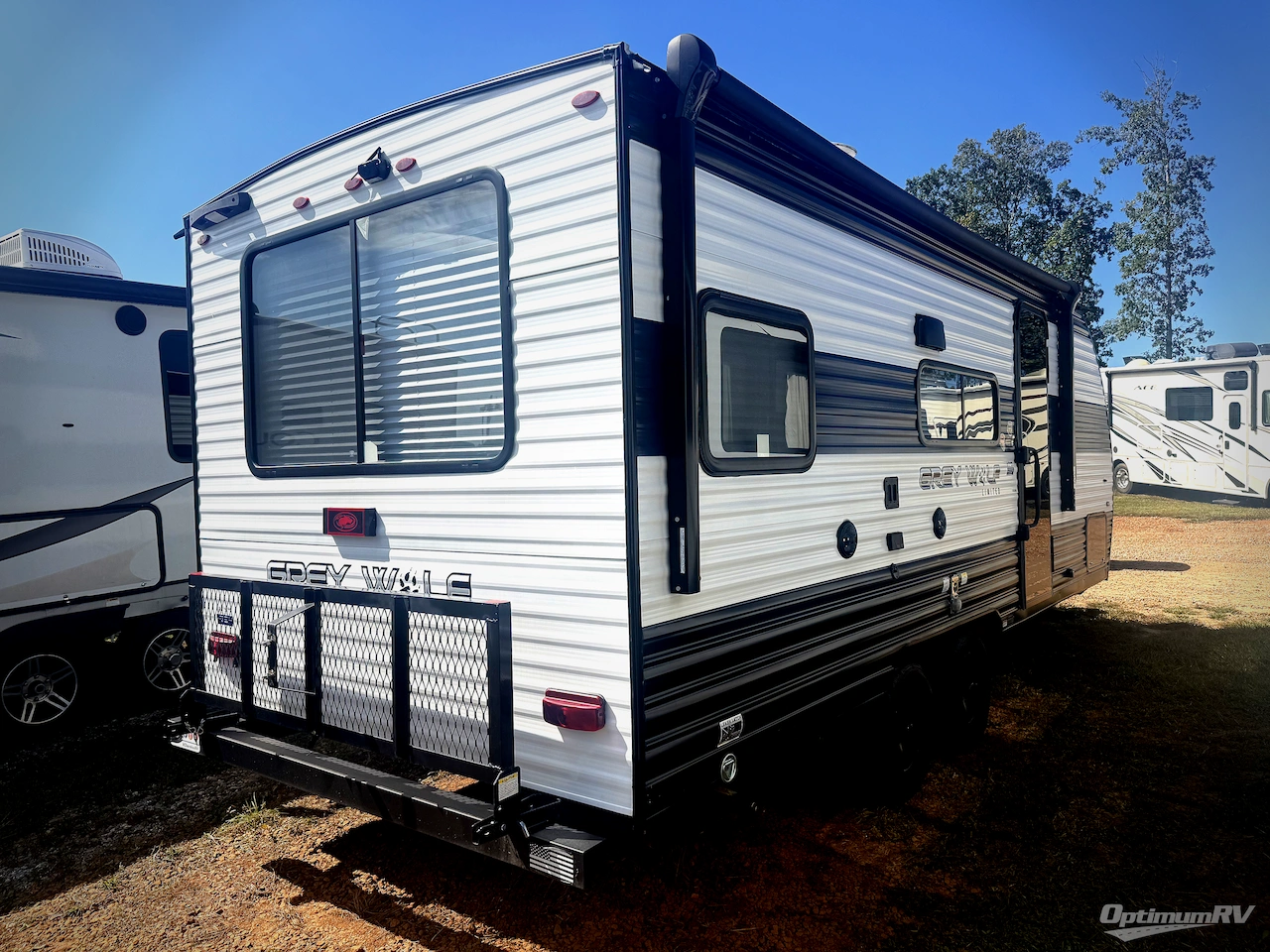 2023 Forest River Cherokee Grey Wolf 20RDSE Photo 2