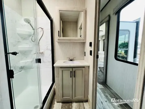 2022 Forest River Sandpiper Luxury 379FLOK RV Photo 4