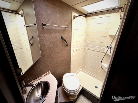 2017 Thor Gemini 23TB RV Photo 3