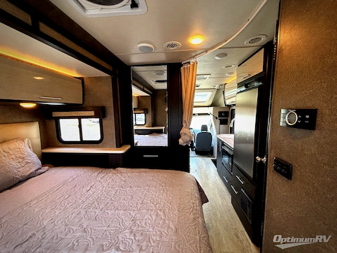 2017 Thor Gemini 23TB RV Photo 4