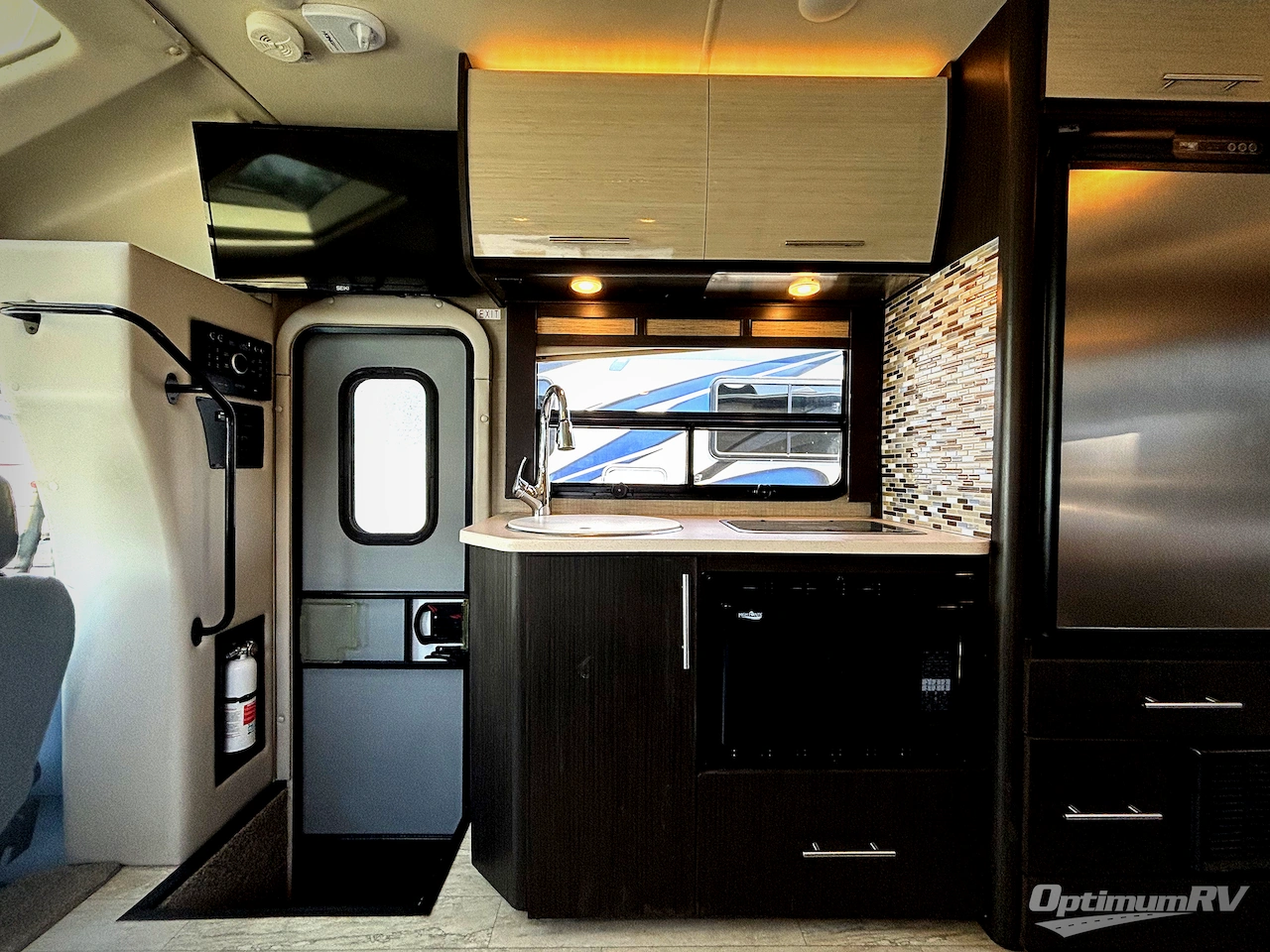 2017 Thor Gemini 23TB Photo 8