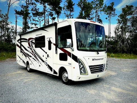Used 2022 Thor Windsport 29M Featured Photo
